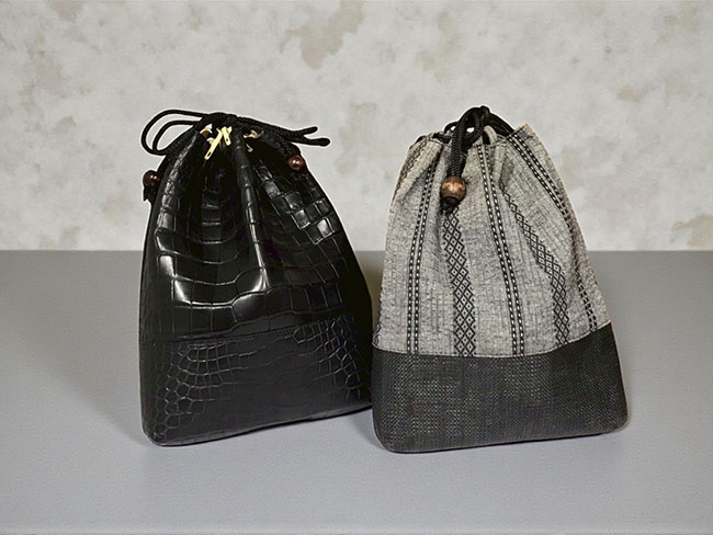マットクロコダイルバケットバッグ